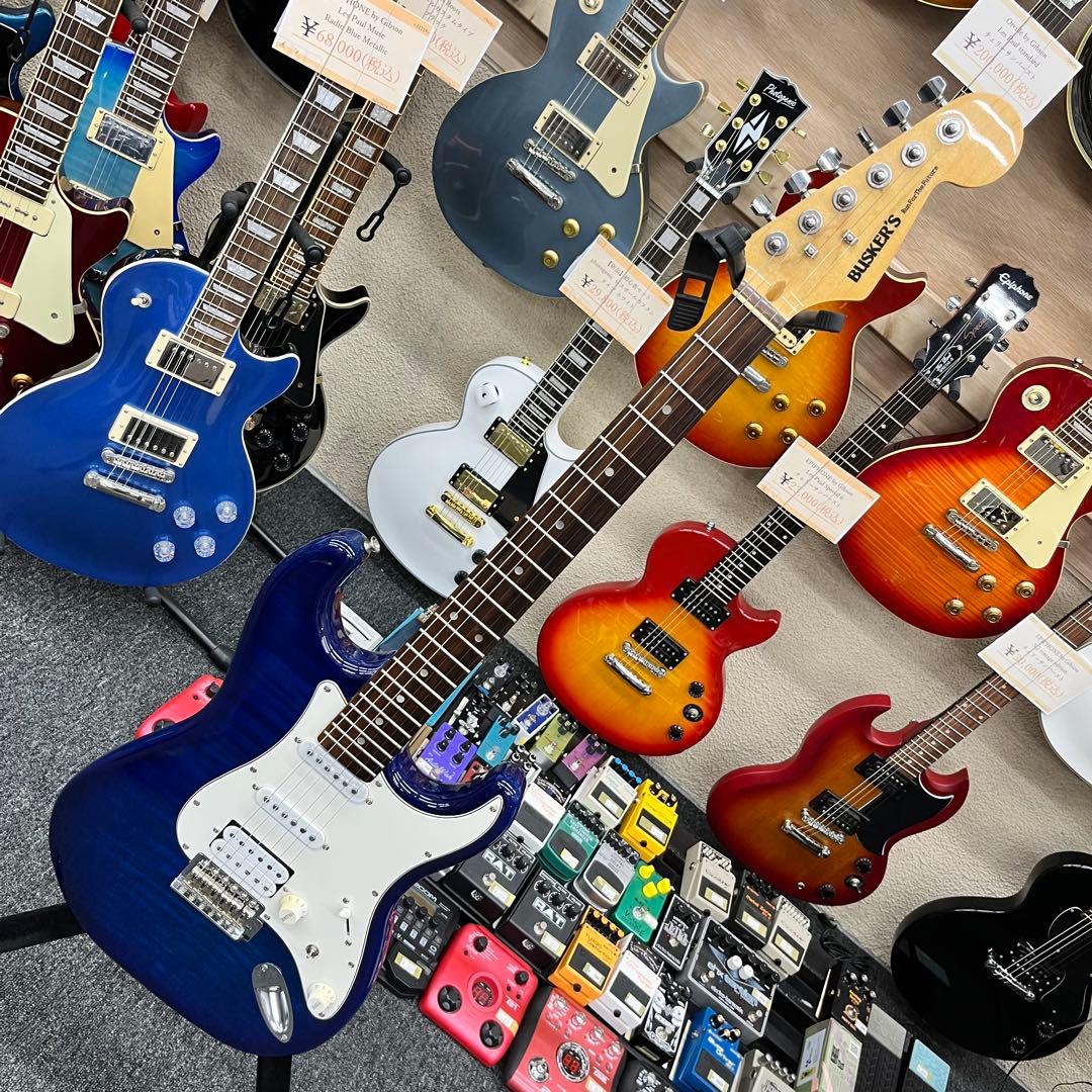 【11222】 BUSKER'S ストラトキャスタータイプ キルテ ブルー