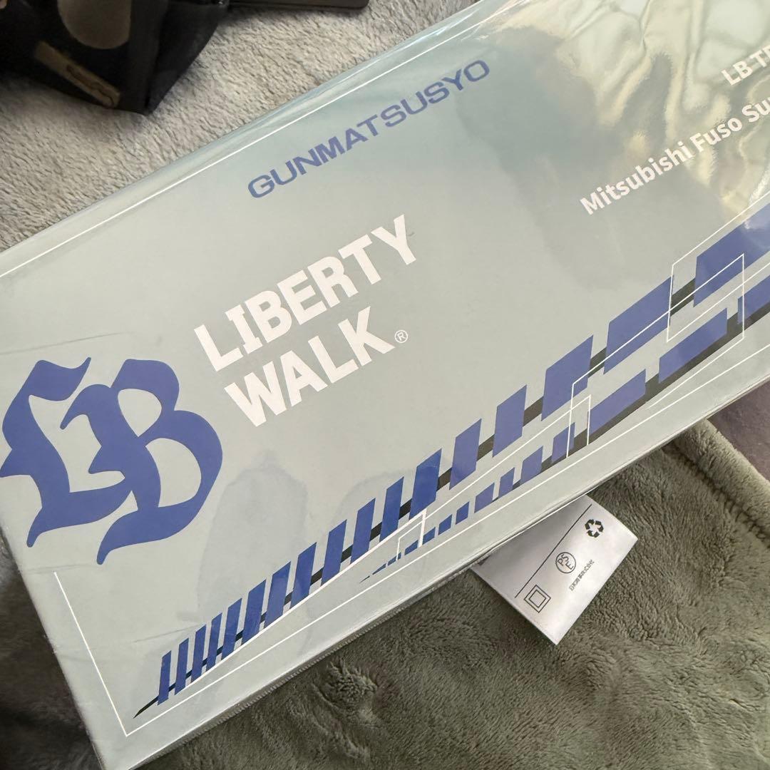 GCD 1/64 東京オートサロン2026 LBWK トラック 三菱ふそう GCD 1/64 東京オートサロン2026 LBWK トラック 三菱ふそう - メルカリ