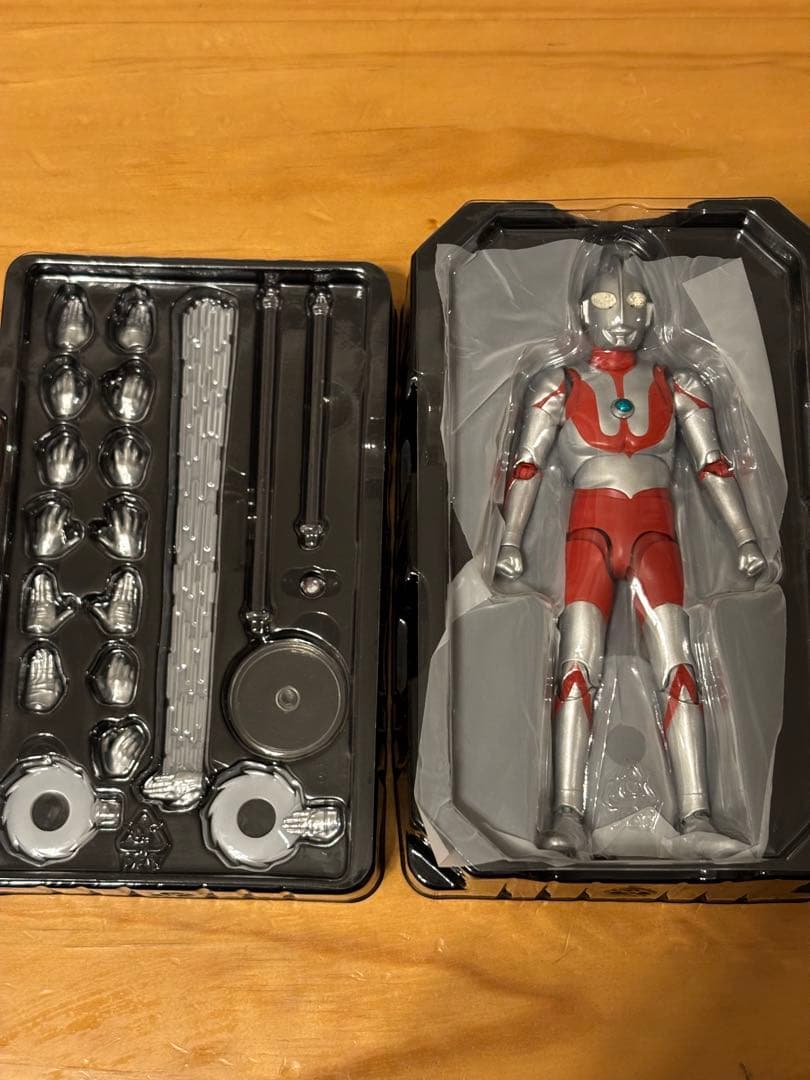 S.H.Figuarts（真骨彫製法）ウルトラマン（発光改造あり）