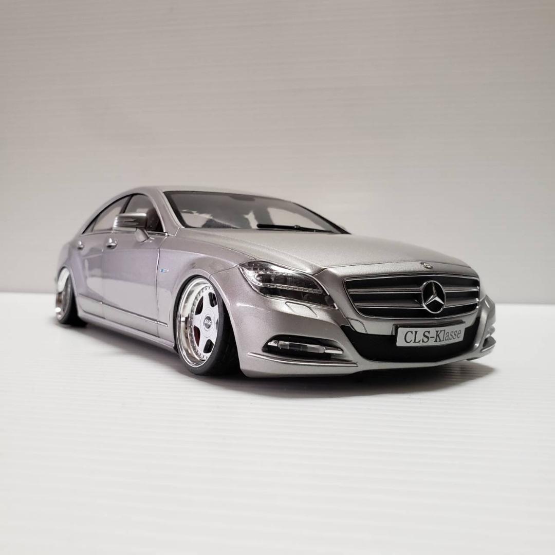1/18　メルセデスベンツ　CLSクラス　W218　カスタム