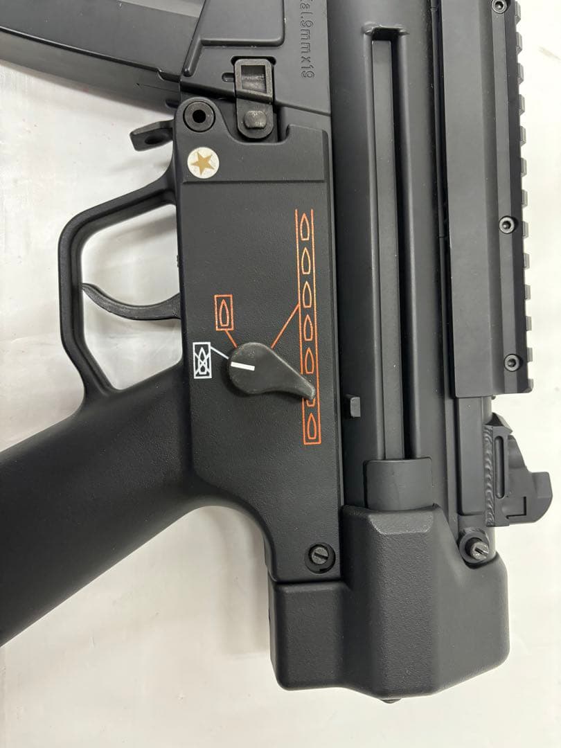 東京マルイ MP5K kal.9mm 電動ガン