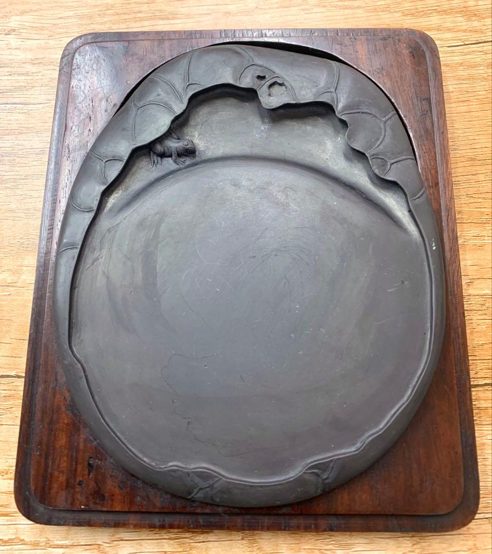 良質】中国 端渓硯 大型 蛙 彫刻 木箱 - メルカリ