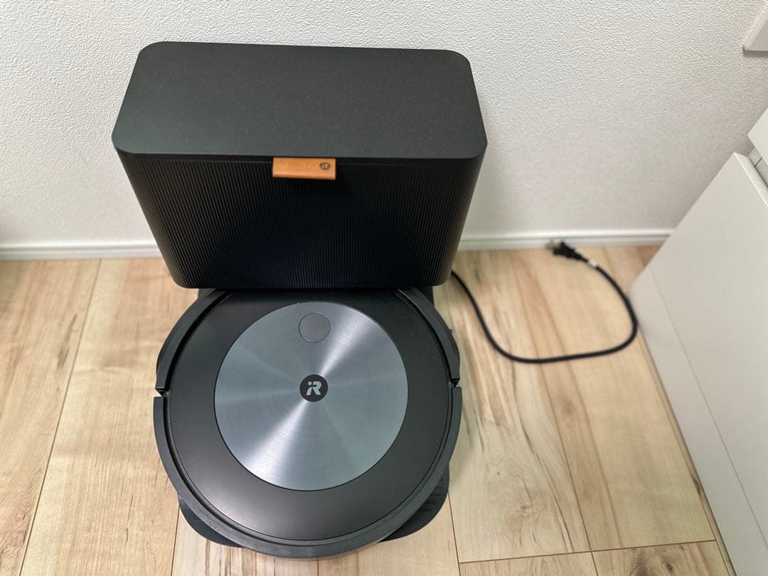 iRobot Roomba j7+ 本体 充電ドック付き
