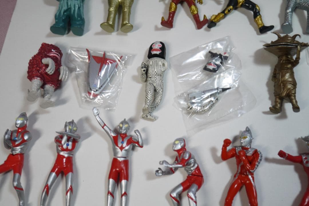 HG ウルトラマン　ウルトラ怪獣　33体セット