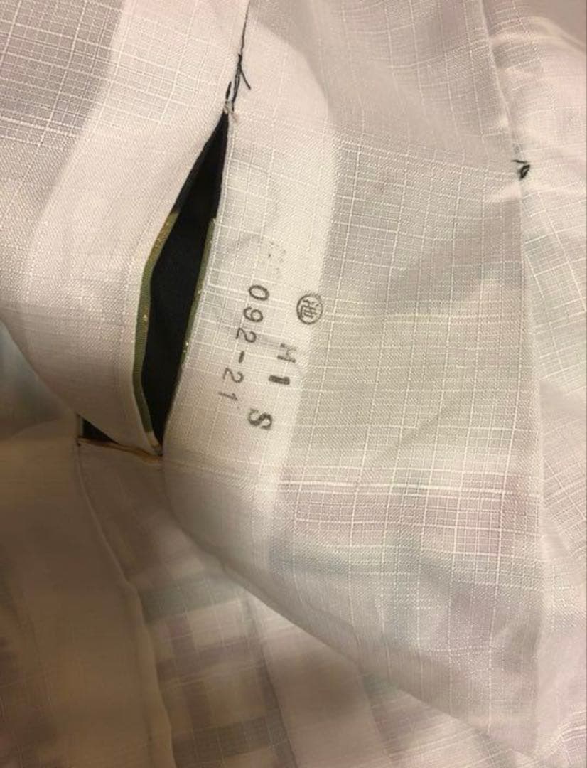 七五三　五歳　男の子袴セット一式　小柄　黒に緑　華やかな袴