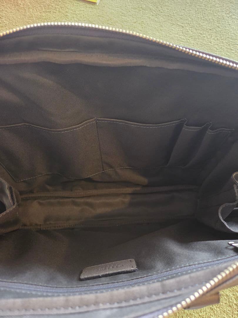 ultima TOKYO　ビジネス　ブリーフバッグ