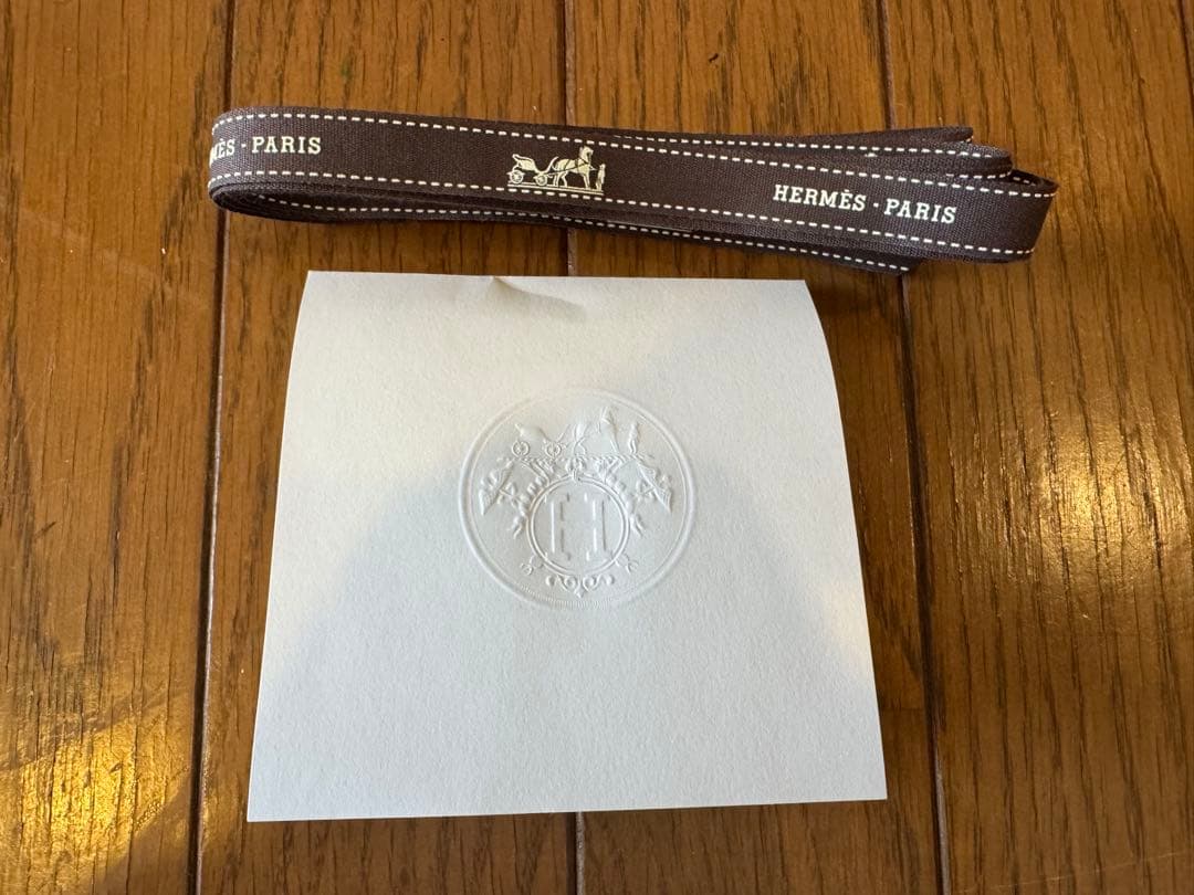♡HERMES♡2025 インザループ 18 純正ボックス - メルカリ