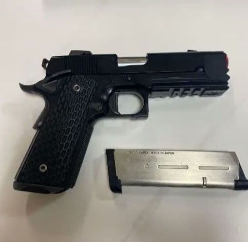 STRIKE WARRIOR ガスブローバックエアガン