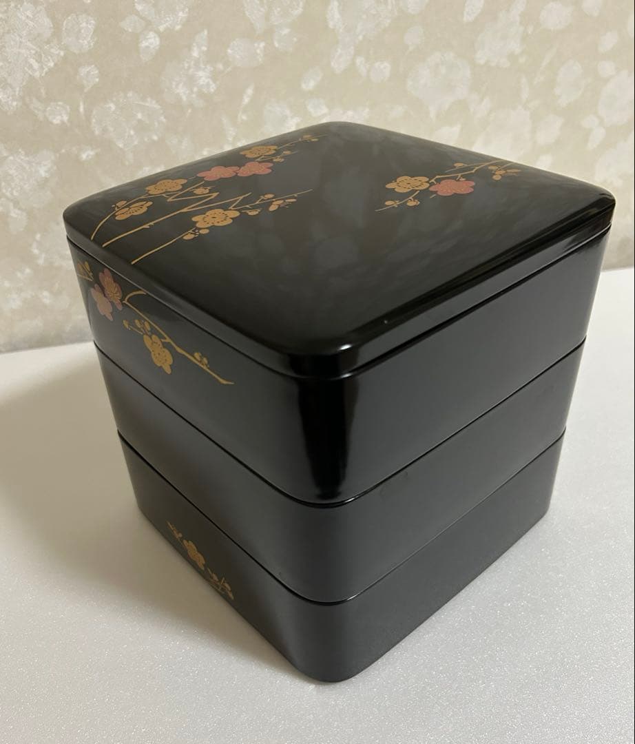 工芸品会津塗り　枝梅　三段重箱 会津年輪漆器 本うるし塗り 協誠工芸謹製