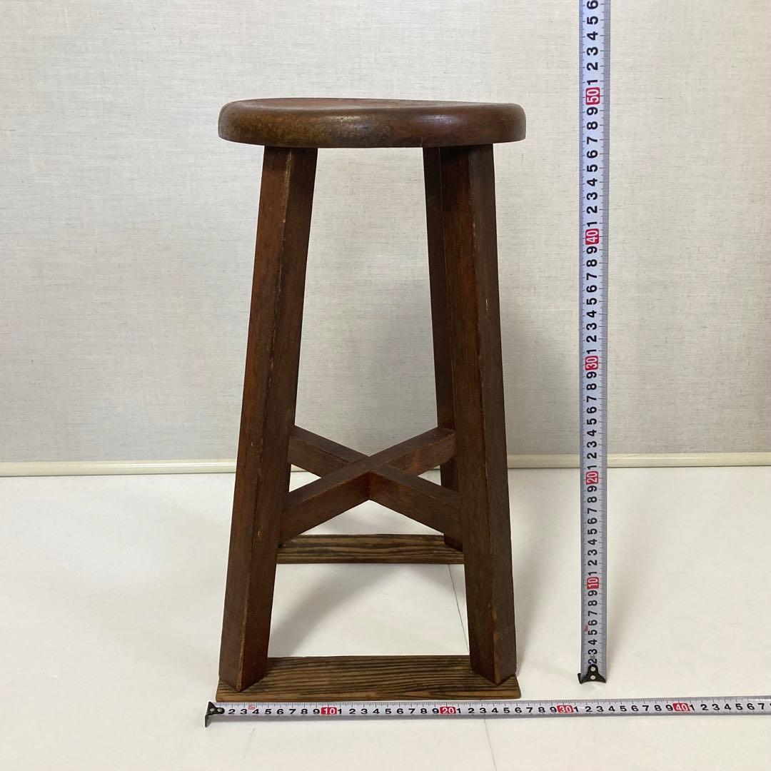 古い丸椅子 スツール チェア 椅子 木製 飾り台 置物台 花台 古道具 レトロ