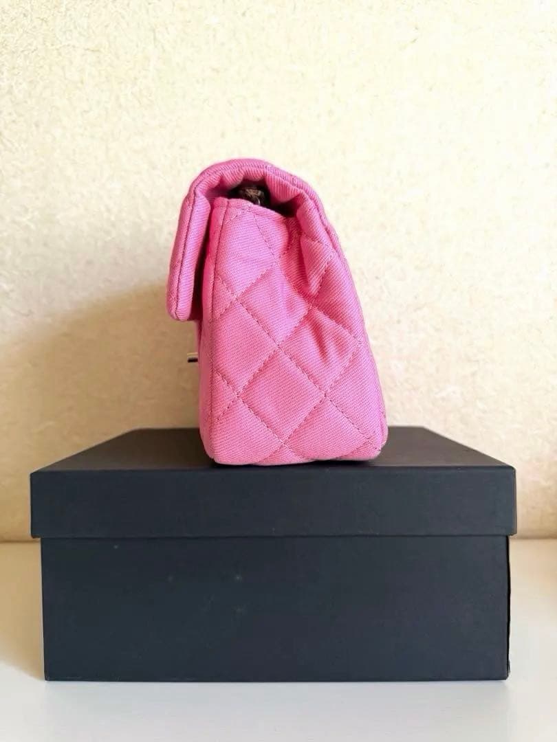 ✨限定VIPノベルティ✨CCロゴ　ショルダーバッグ　ピンクカラー