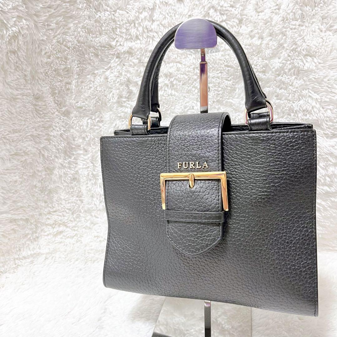 ス*ー様 【未使用級】FURLA フルラ ハンドバッグ 黒 レザー ベルト