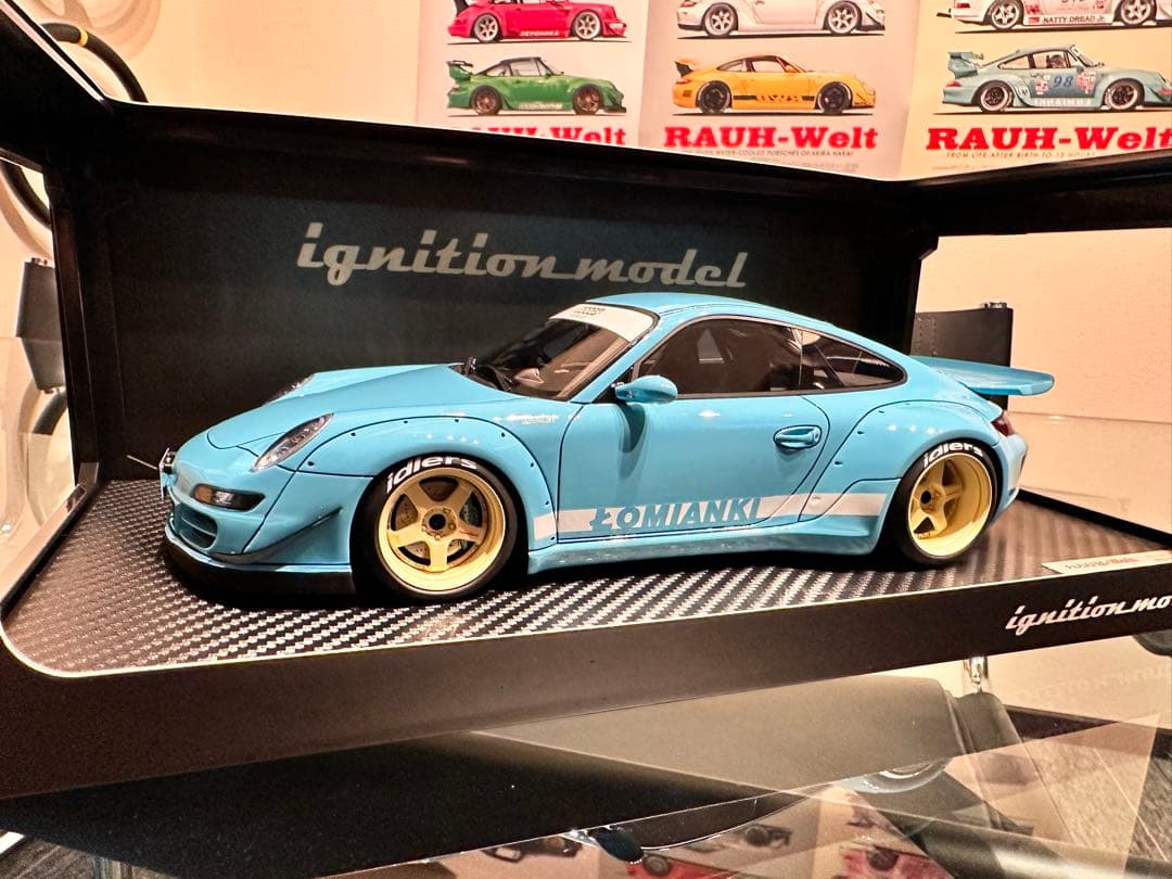 RWB997 イグニションモデル1/18tomianki