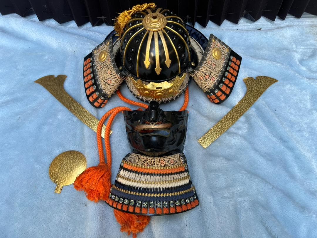 中古■黒胴当世素掛■ 赤 白 紺■甲冑■鎧■兜■時代■甲冑セット