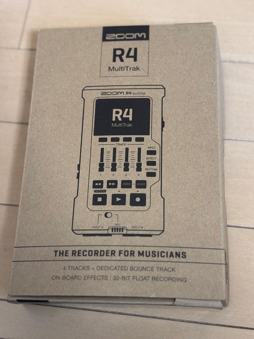 Zoom R4 MultiTrak マルチトラックレコーダー