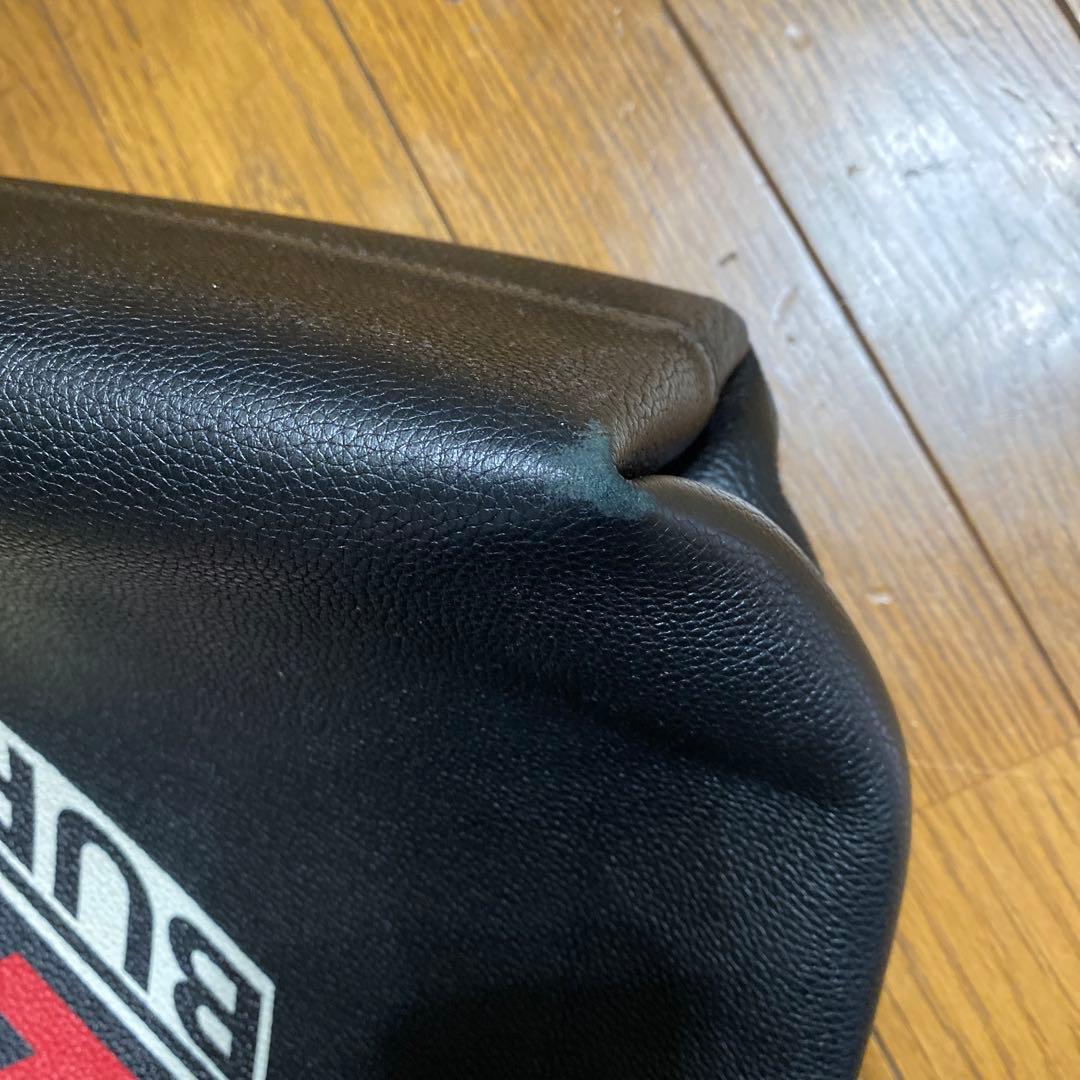 BURBERRY ブラックレザートートバッグ