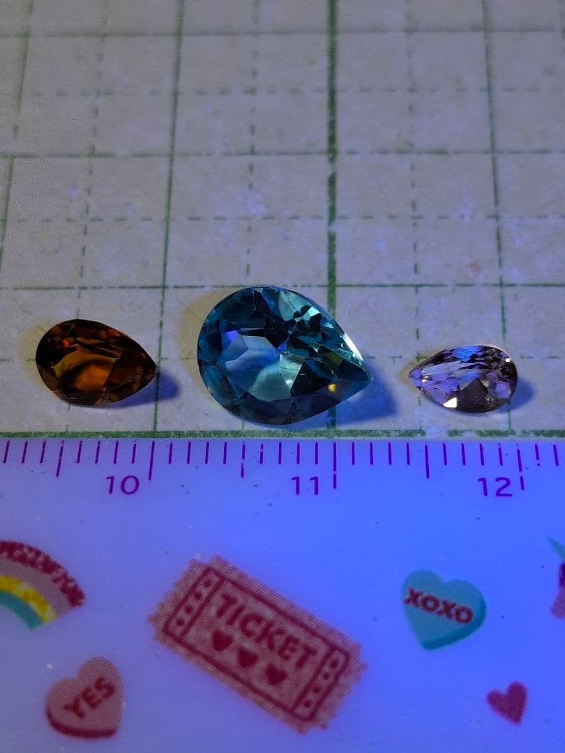 よこよこページ　パライバ　パパラチア　モルガナイト　五大希少石