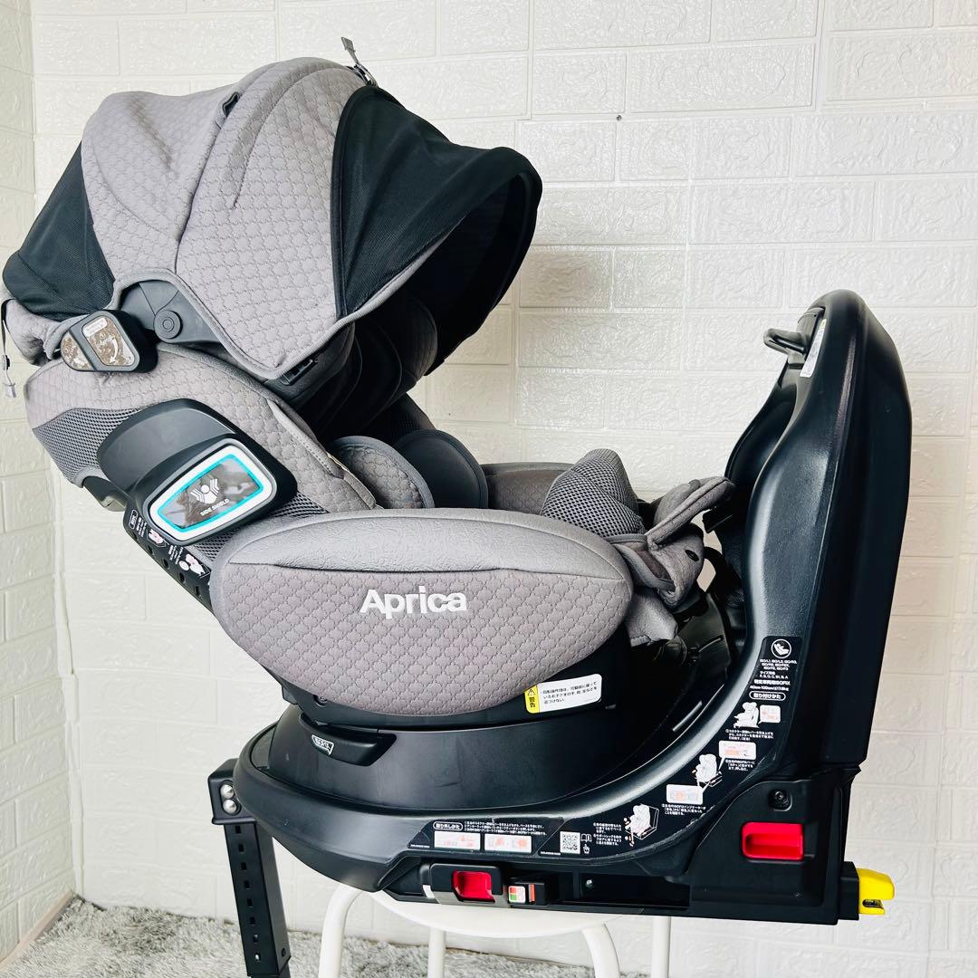 美品 アップリカ チャイルドシート フラディアグロウ ISOFIX プレミアム