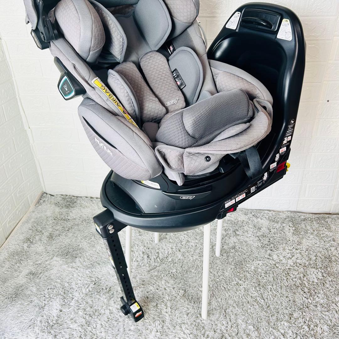 美品 アップリカ チャイルドシート フラディアグロウ ISOFIX プレミアム