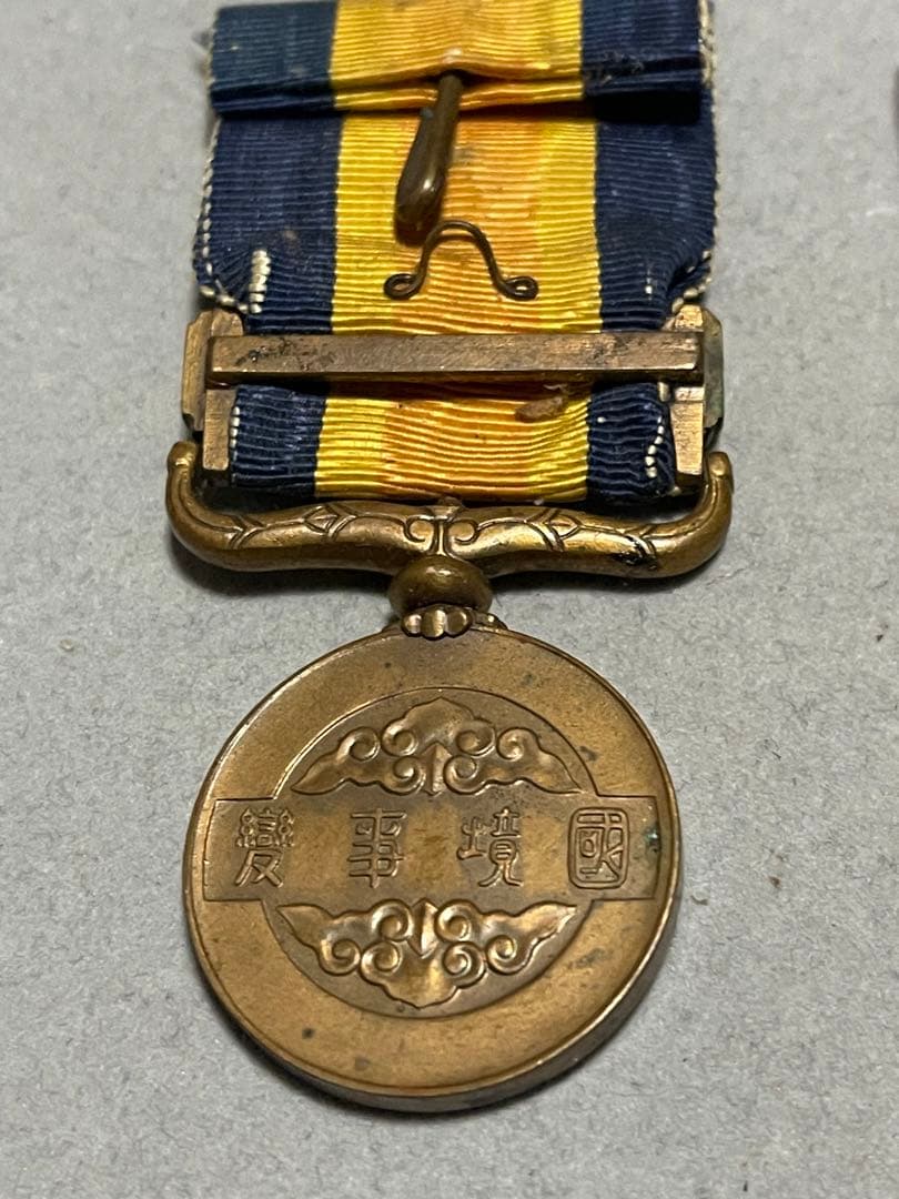 アンティーク勲章やバッチ色々各種(年数経過品)お値下げ不可