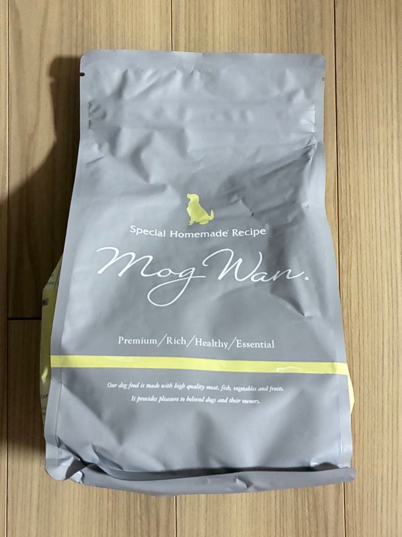 Mog Wan. ドッグフード プレミアム - メルカリ