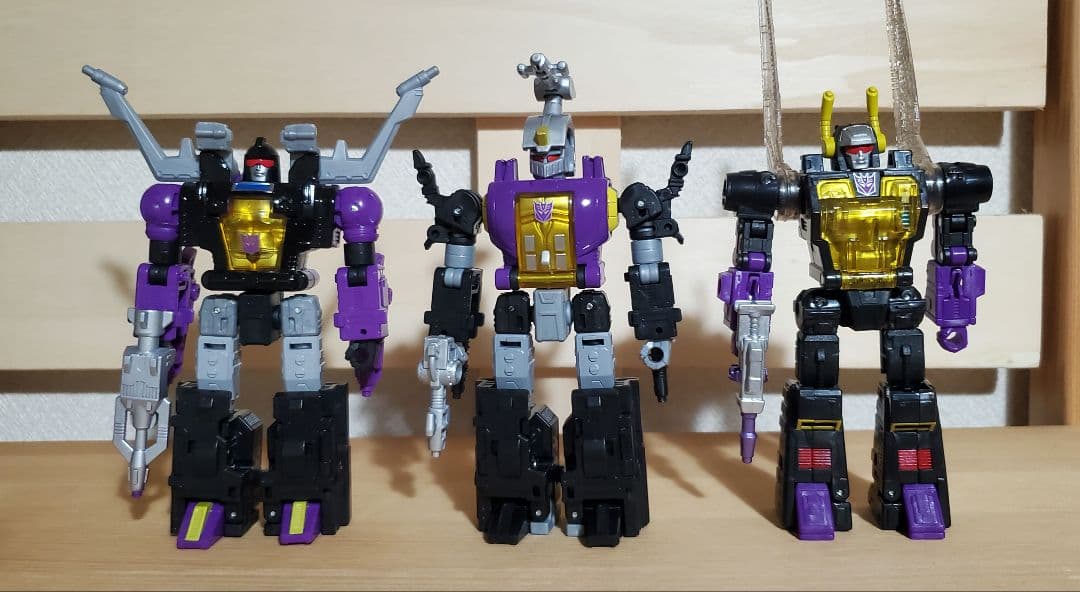 トランスフォーマーレガシー インセクトロン3体セット