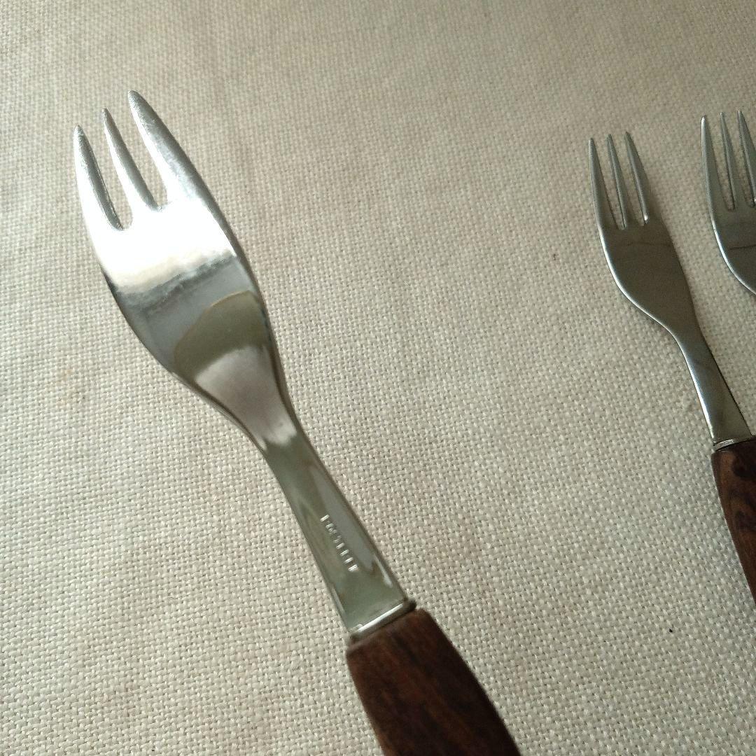 ドイツ・ゾーリンゲン／チークハンドルのフォーク＆ナイフ 8本セット