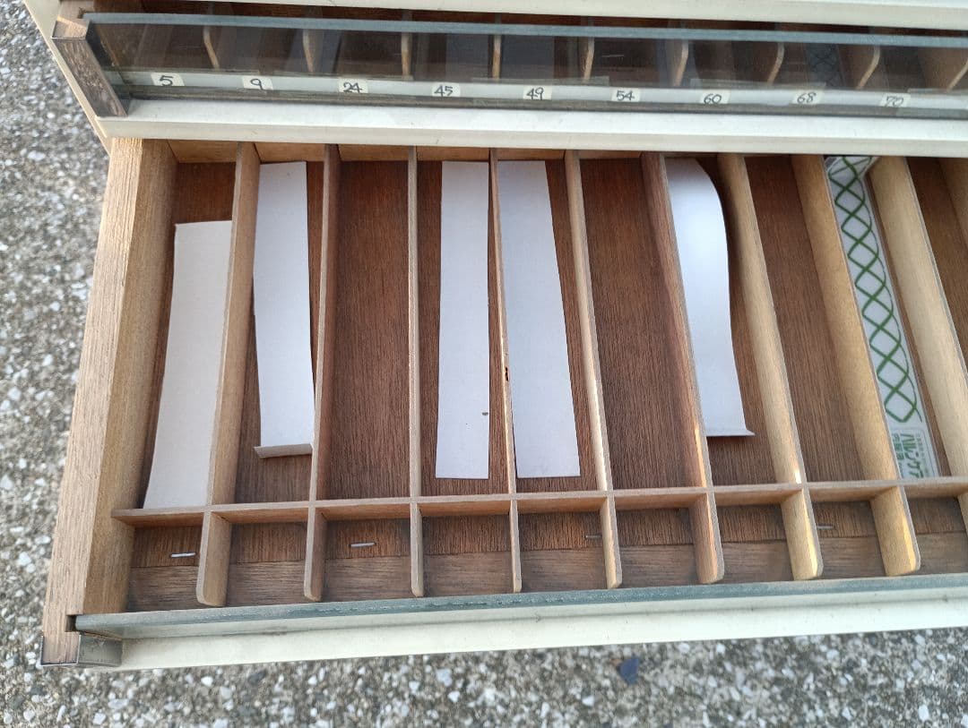 4236）糸販売木製ケース 手芸 店舗什器 昭和レトロ