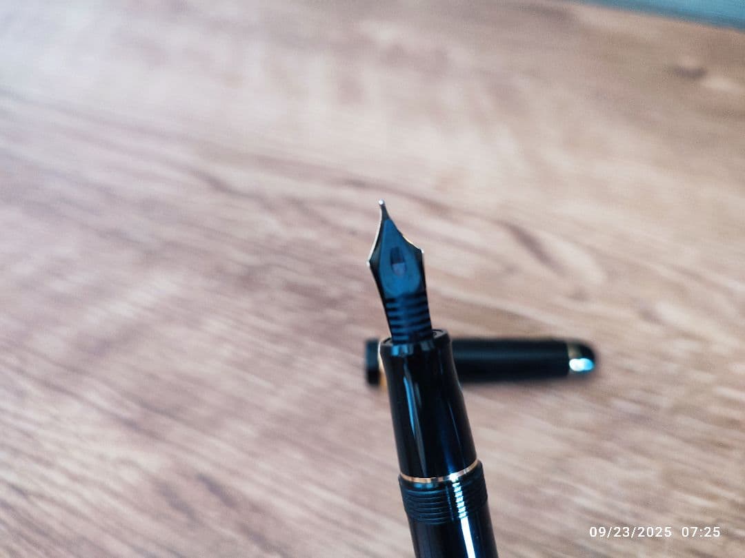 ま*り様 PILOT 万年筆 カスタム74 外箱/インク/専用ケース付き 文房具