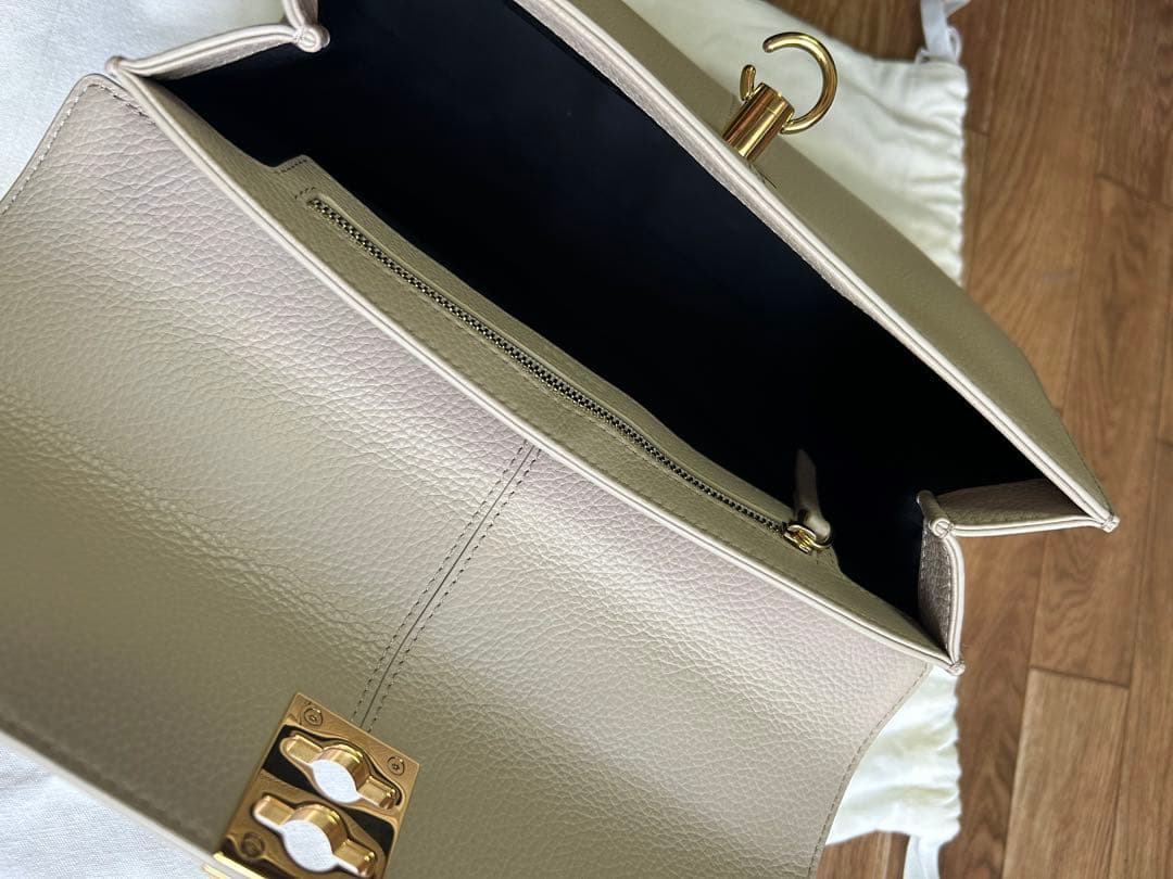 CAFUNE カフネ ミディアム スタンスバッグ 美品