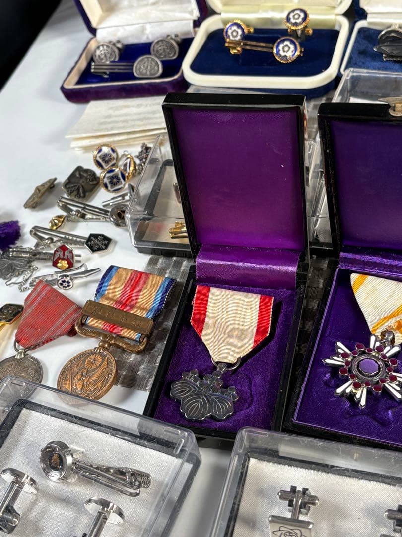 C056 メダル・バッジセット多数　勲章