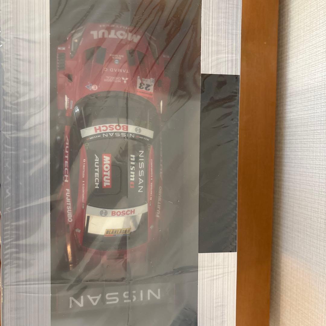 ミニカー 1/18 MOTUL AUTECH GT-R SUPER GT