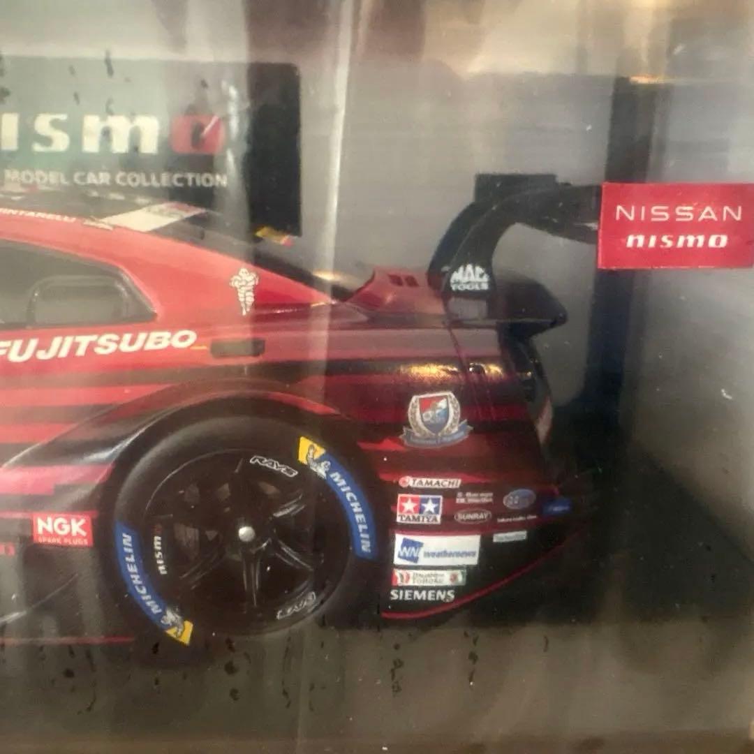 ミニカー 1/18 MOTUL AUTECH GT-R SUPER GT