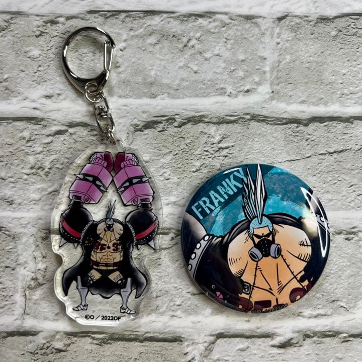 ONEPIECE 麦わらストア出張店 アクリルキーホルダー 缶バッジ