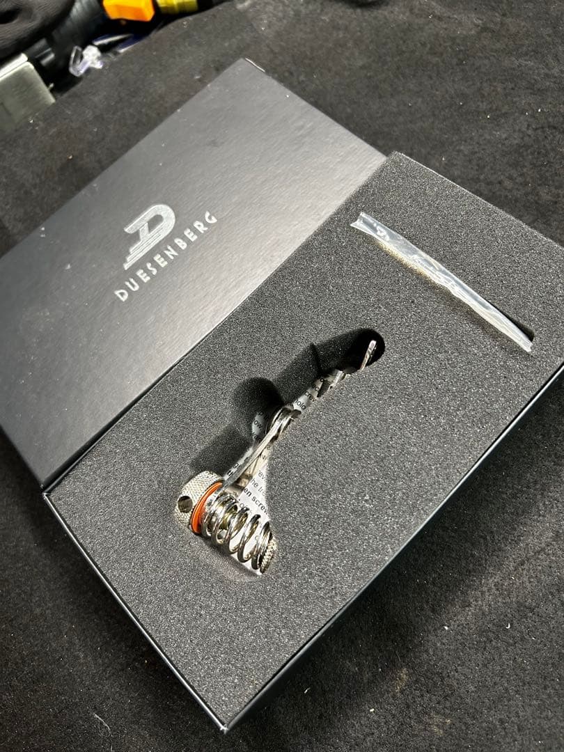 ほぼ新品！Duesenberg les trem ドゥーセンバーグレストレム