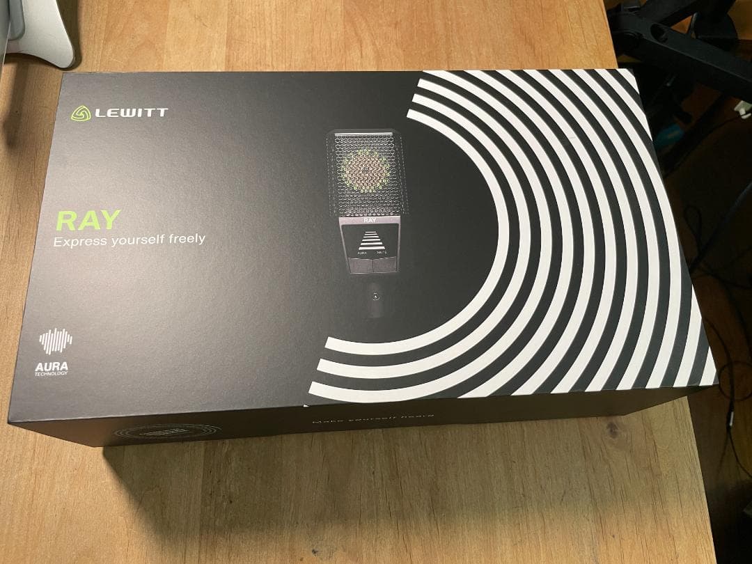 LEWITT / RAY 世界初オートフォーカスマイク