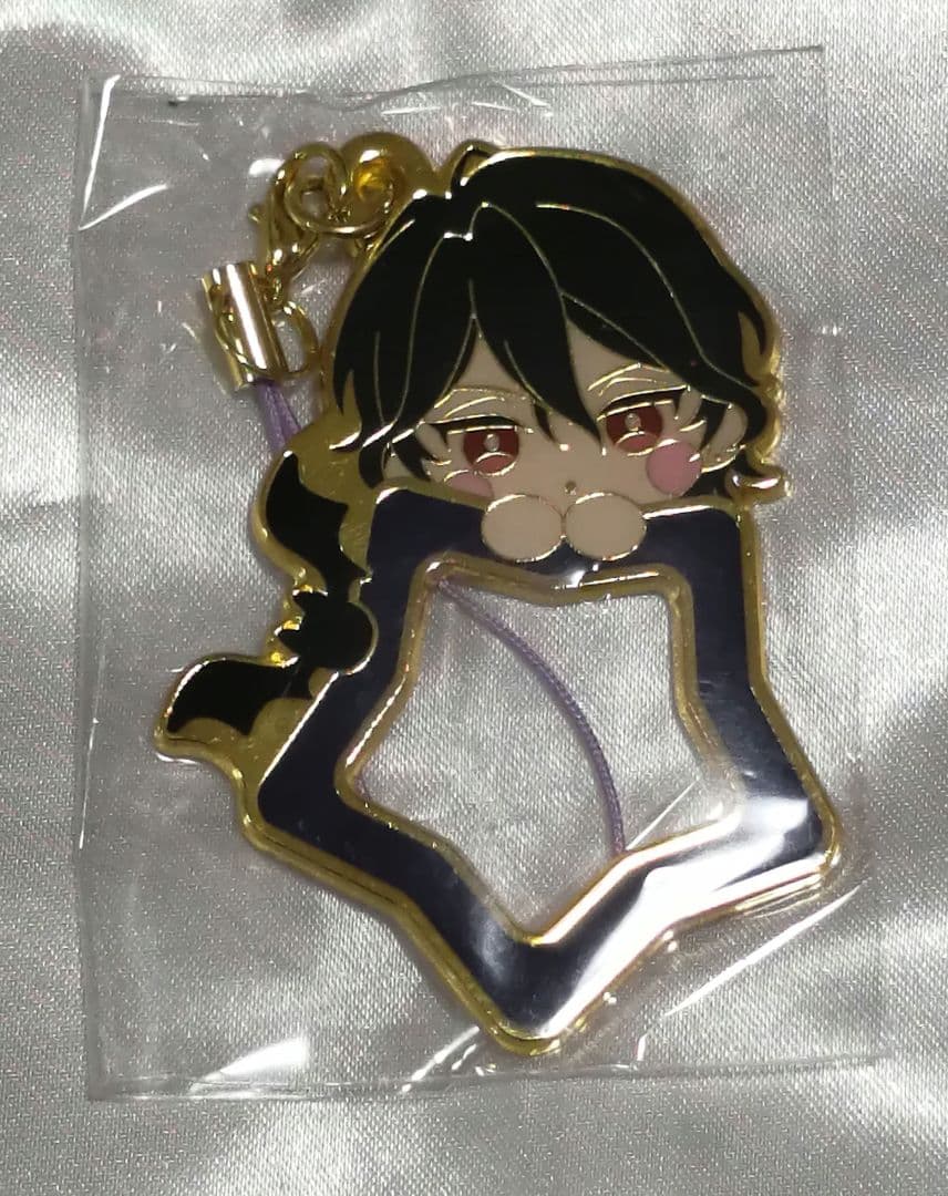 あんスタ　星型チャーム　前髪クリップ　缶バッジ　セット