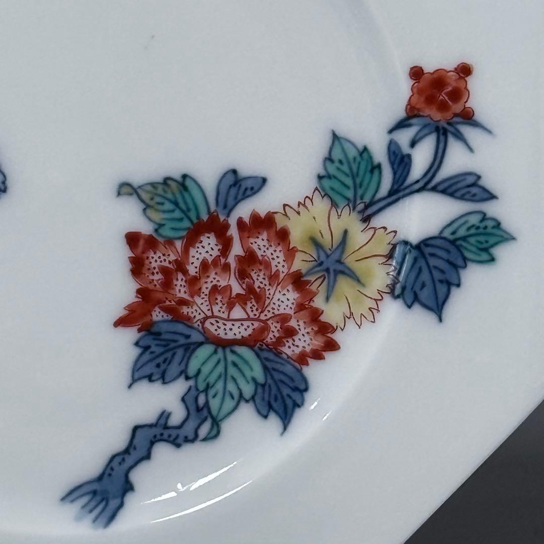 人間国宝 十三代 今泉今右衛門 高級ライン 色鍋島獅子牡丹高台