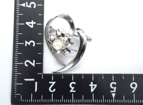 TASAKI 田崎真珠 タサキ シルバー ブローチ ローラアシュレイ ハンカチ