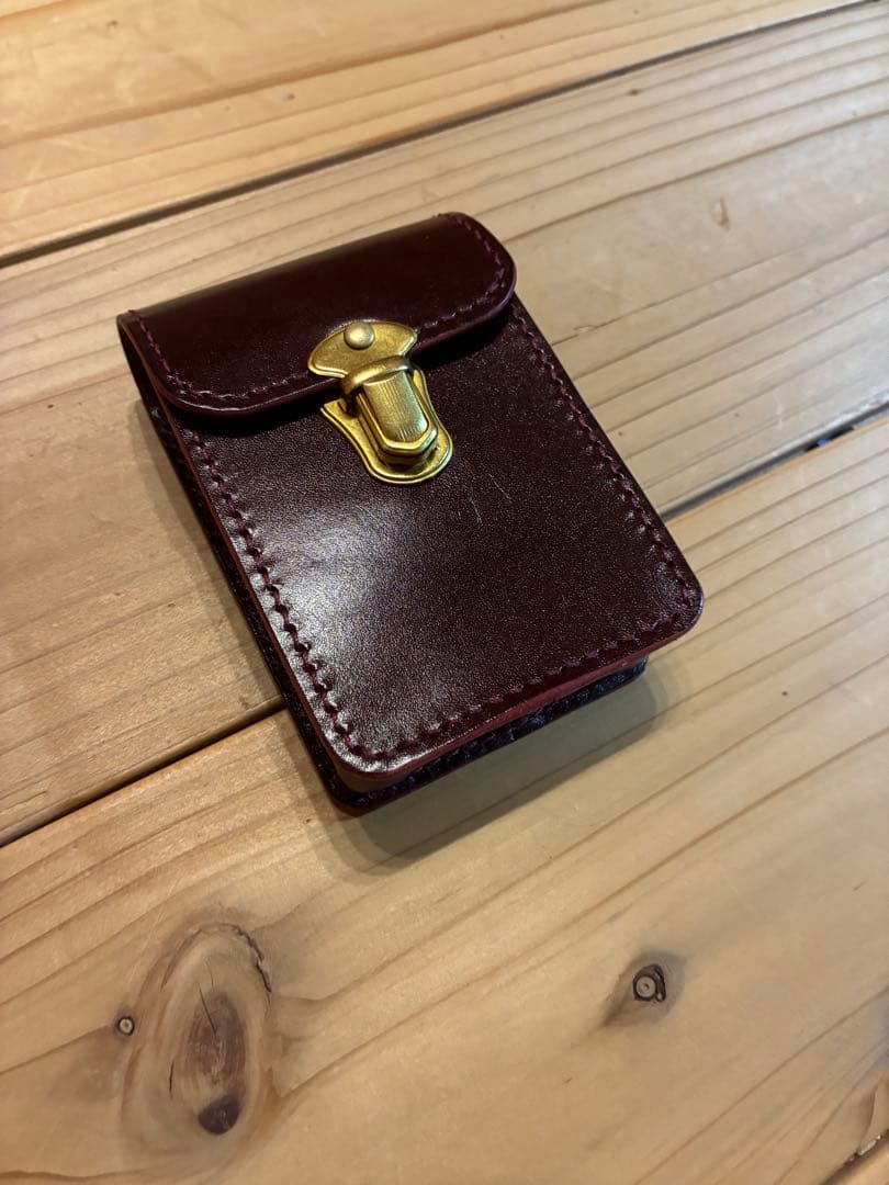 【マツ】タバコケース　ルガトショルダー　手縫い　キャンモア