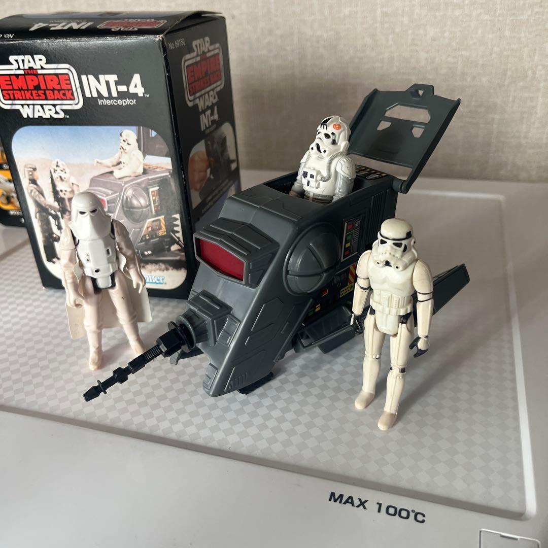 スターウォーズ　オールドケナー　TESB INT-4 1981年製　ケナー社製
