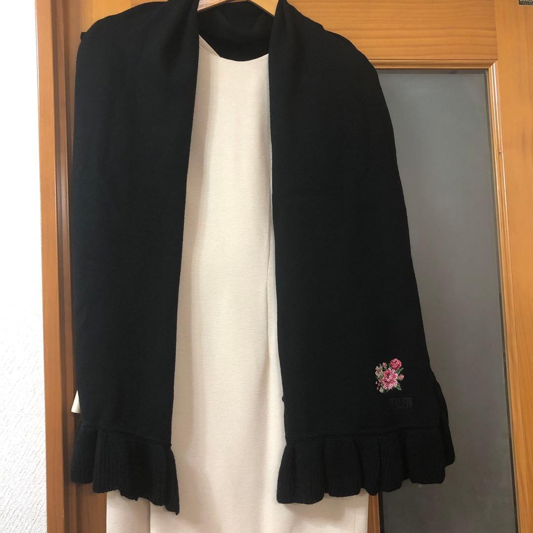 フェイラーストール　マフラー　ポンチョ　肩掛け　膝掛け　刺繍入　未使用