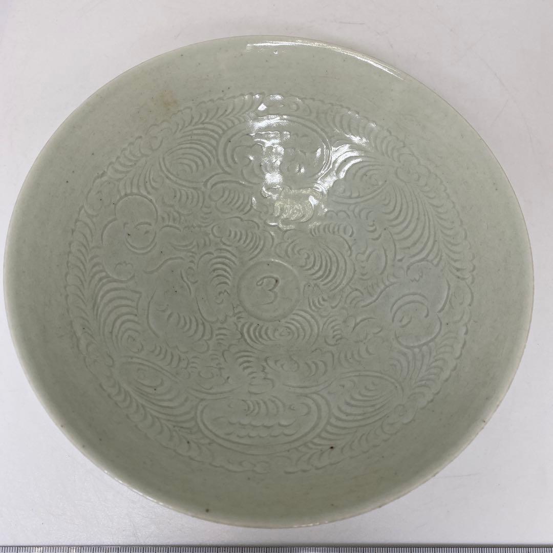 古代中国 青磁 青影刻雲鉢 幅約19.8㎝ トヒチル 東さ7-0304☆2Fの通販