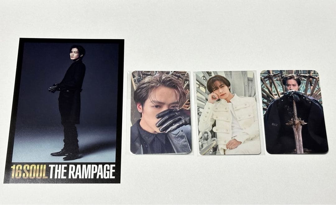 川村壱馬トレカTSUTAYA ver.