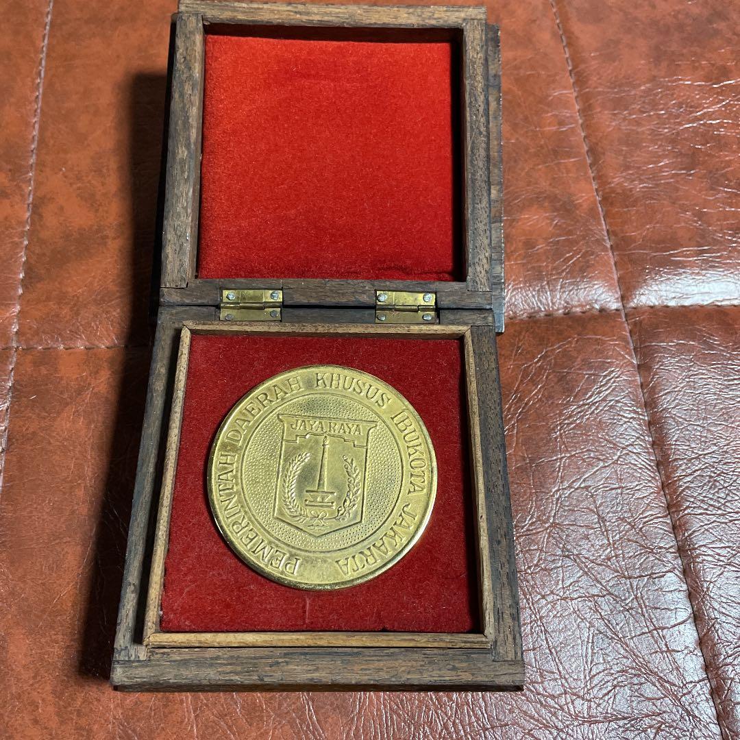 詳細不明 箱付き】希少 1975表記 メダル JAYA RAYA