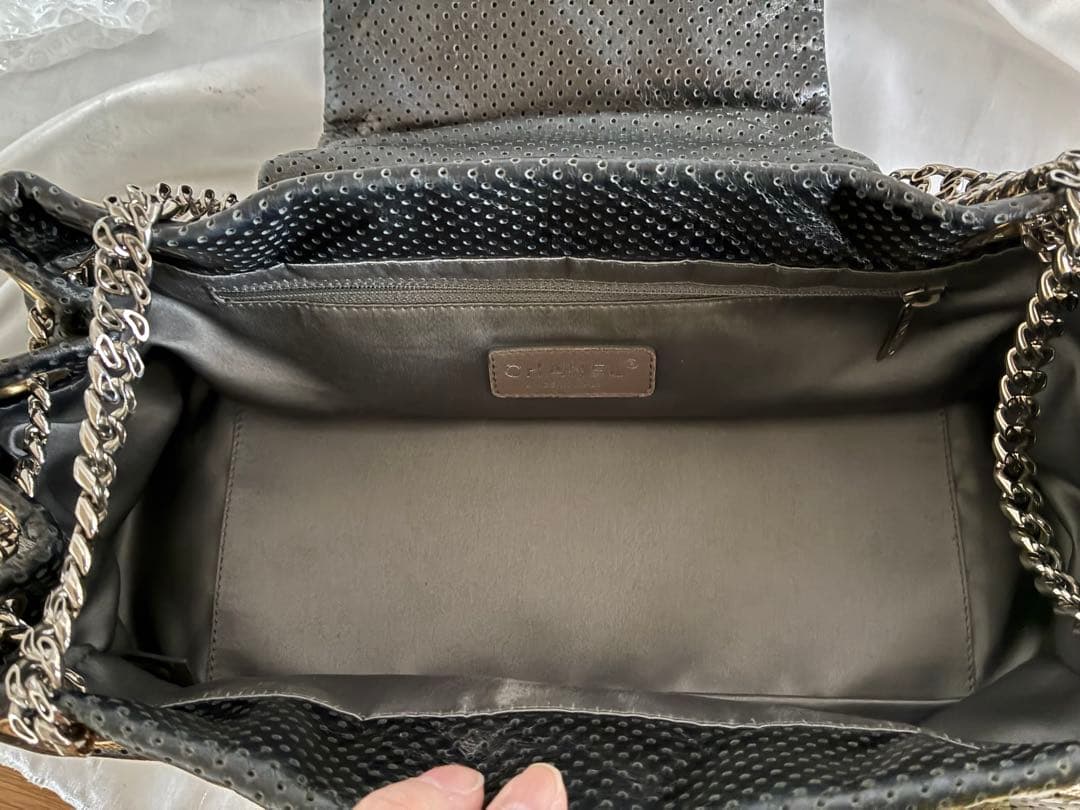 ルイス 様♡CHANEL パンチング　2.55 チェーンバッグ　マトラッセ