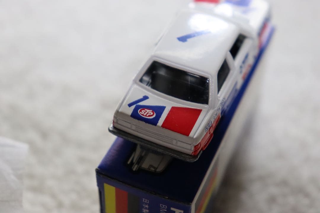 BMW 320i F43 トミカ　グループA フェア　日本製　青箱