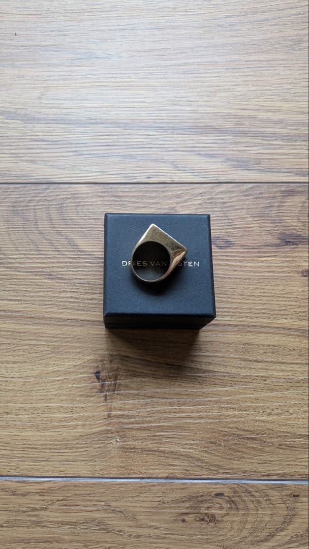 DRIES VAN NOTEN ゴールド スクエアリング