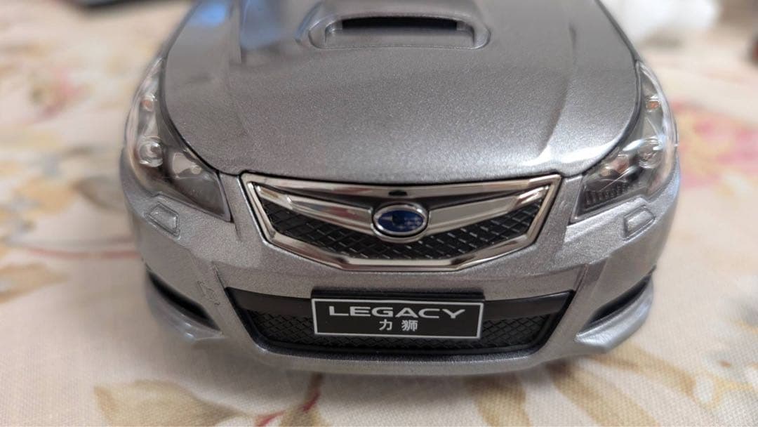 SUBARU レガシィ B4 2.5GT 1/18スケール金属製モデル 非売品