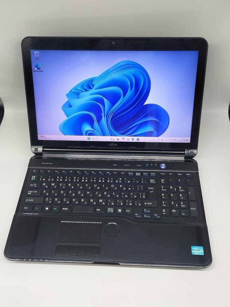 FUJITSU】爆速 Core i7/新品SSD256GBノートパソコン D9